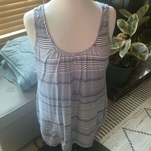Gently Loved Motherhood Summer Top ** No Belt**